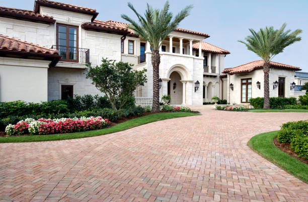 Best Commercial Driveway Pavers  in Encinal, TX